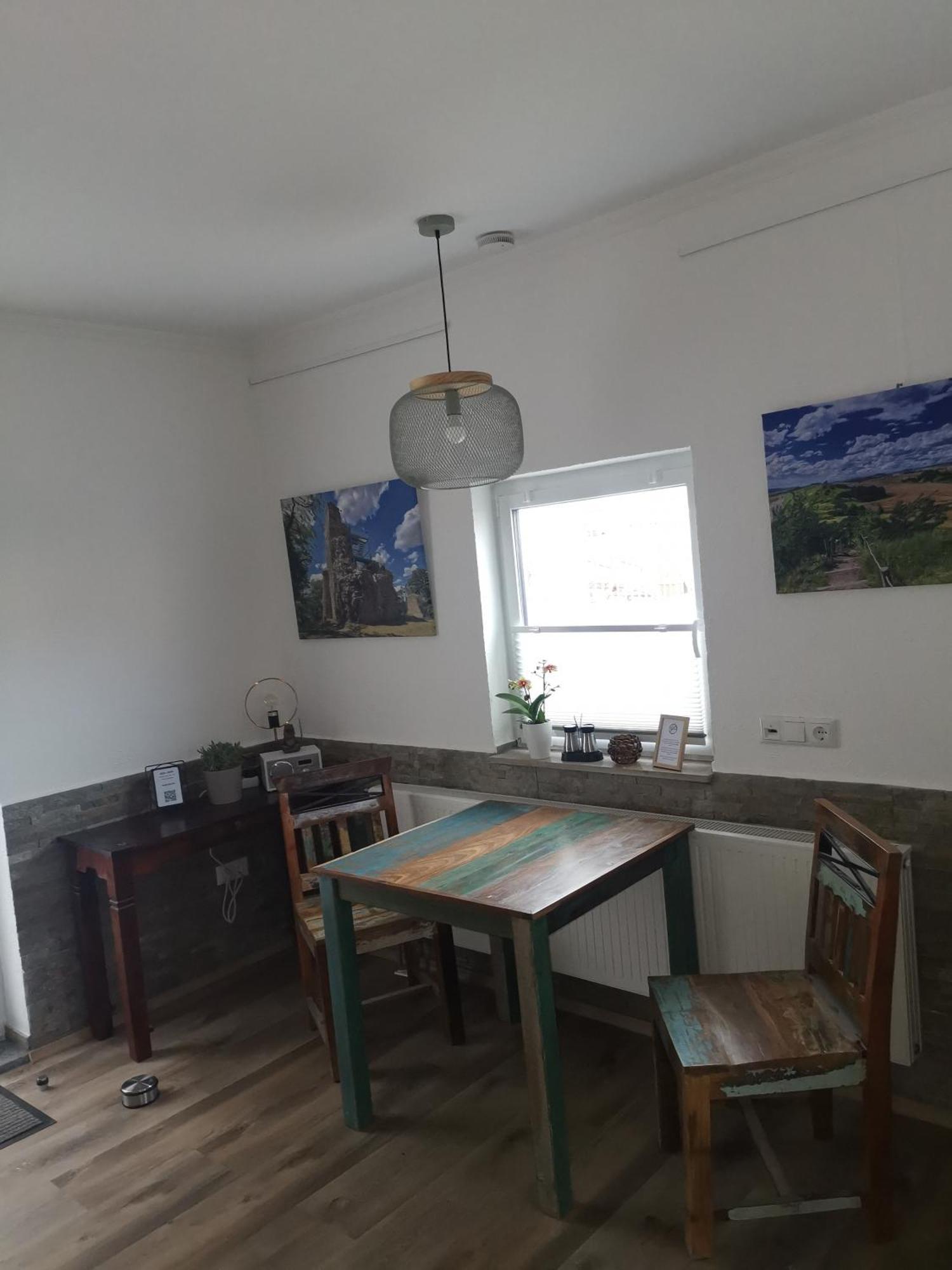Pauls Hexenhaus Wohnung Hexe Mit Fahrrad Garage Und Innenhof Fuer Motorraeder Тале Екстериор снимка
