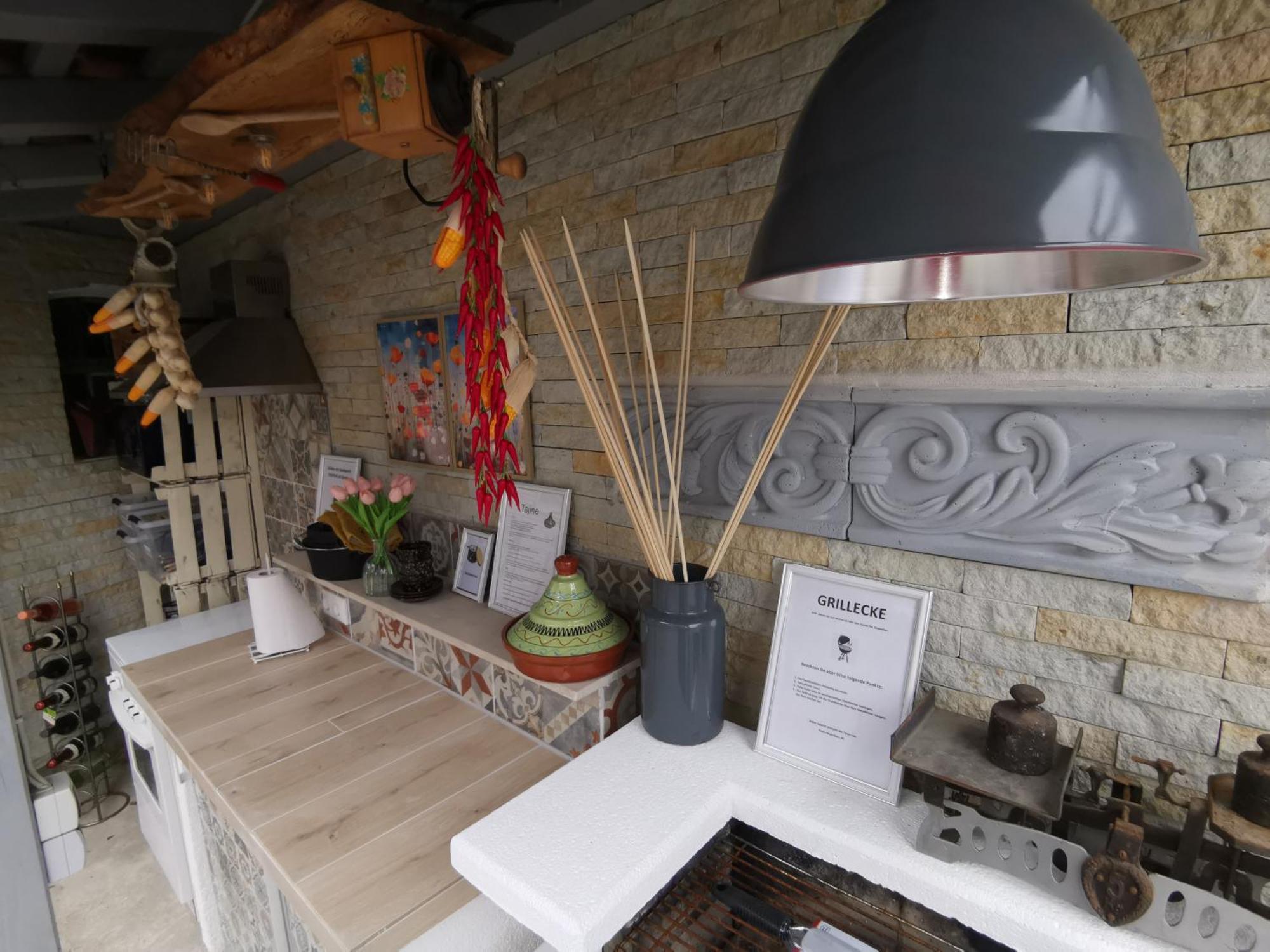 Pauls Hexenhaus Wohnung Hexe Mit Fahrrad Garage Und Innenhof Fuer Motorraeder Тале Екстериор снимка